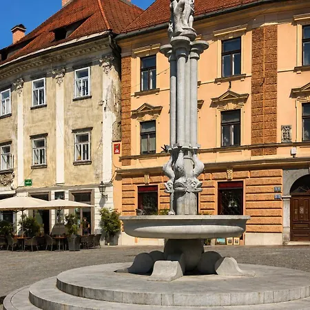 Emona Old Town Apartma